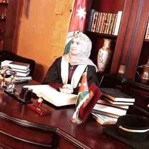 Meet your Posher, Shoroq